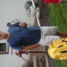 My dad testing put the food @ family picnic