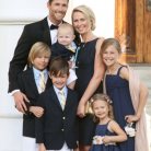 Genevieve's only sister's family.